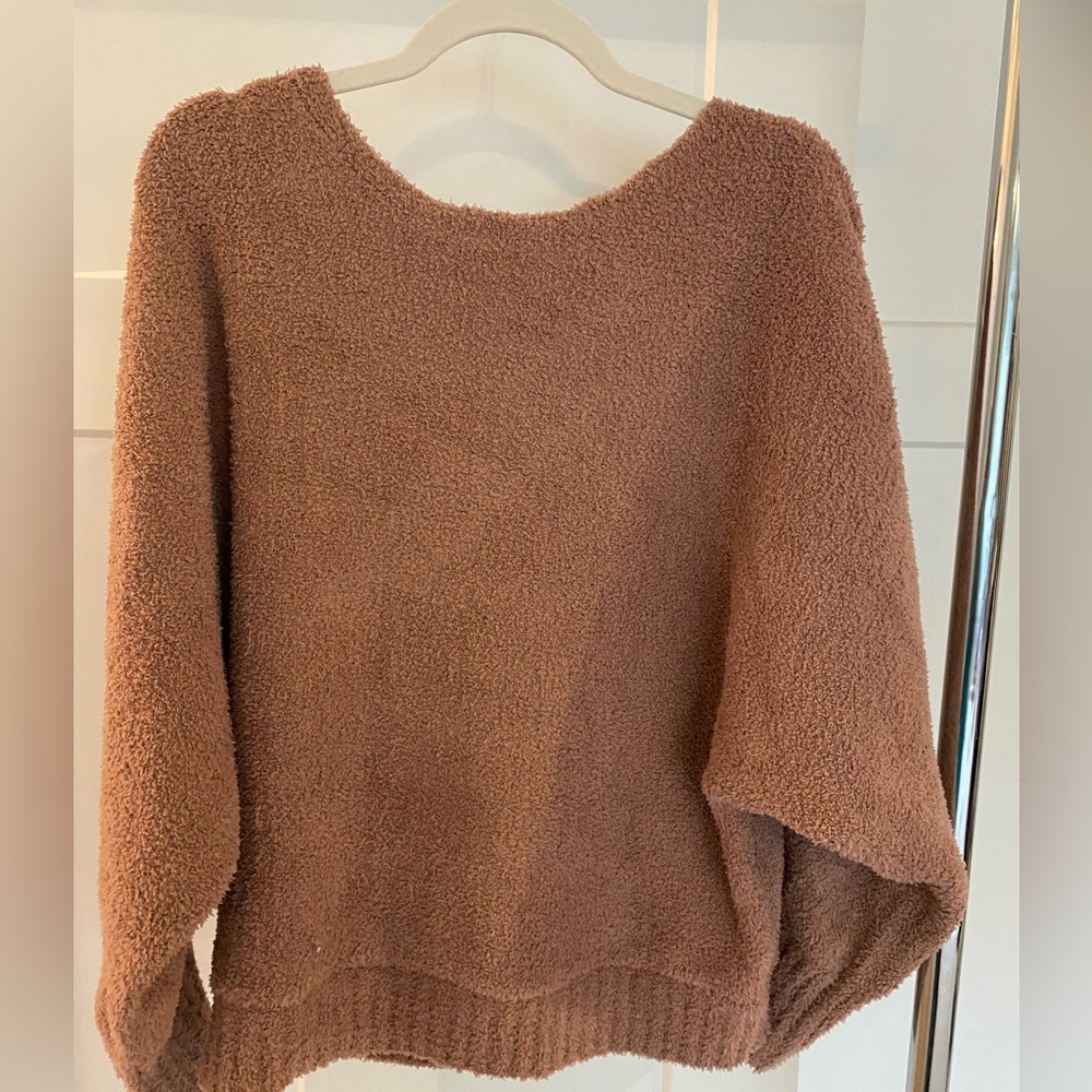 Comfy Top. Size Medium. Never worn